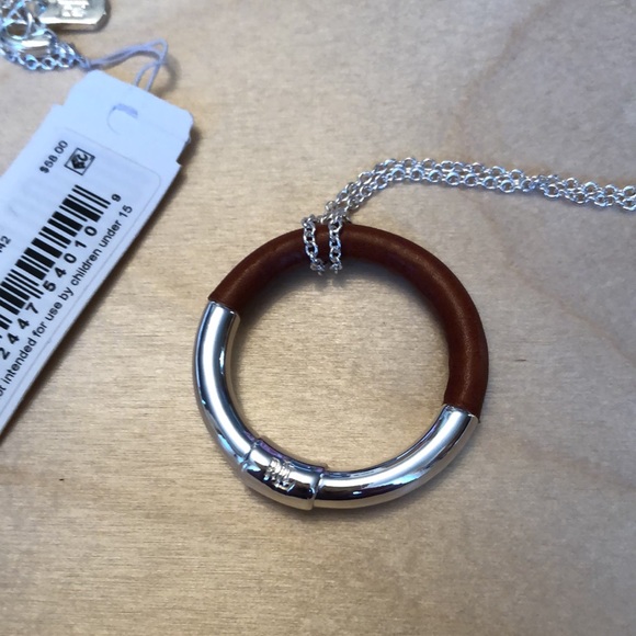 Lauren Ralph Lauren Silver Tone Leather Wrapped Circle Pendant Necklace NWT - Picture 4 of 12